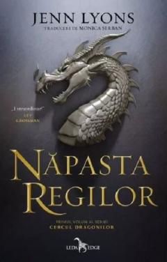 Napasta regilor - Jenn Lyons